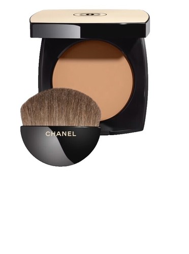 Eclat Magnetique de Chanel Illuminating Face Powder in Metal Peach