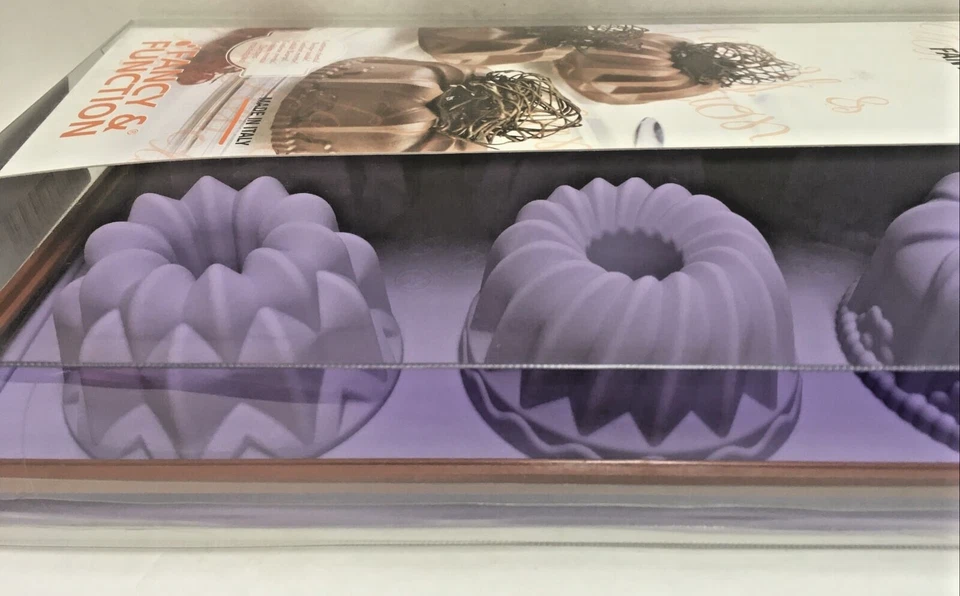 MOLDE SILIKOMART MORADO TAMAÑO 12" X 7"/REMOLINO 3"X 1.5" APROX NIP/HECHO EN ITALIA Foto 3 de 4