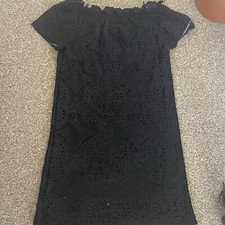 Pretty little thing size 6 bardot crochet off the shoulder dress