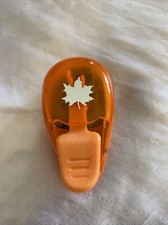 EK Success Paper Punch Maple Leaf