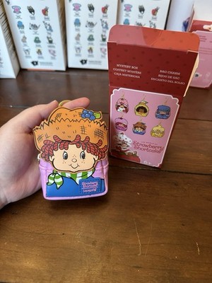 Collectibles: Huckleberry Pie Bag Keychain - Strawberry Shortcake - OPEN - New