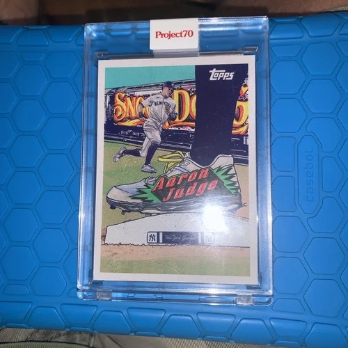 2021 TOPPS PROJECT 70 #611 AARON JUDGE / SNOOP DOGG *ENCASED ART*  YANKEES
