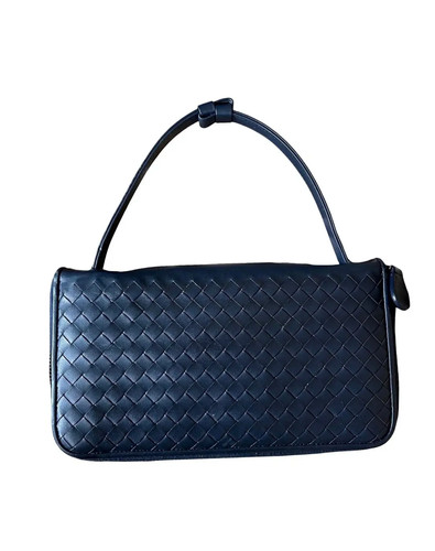 Bottega Veneta Intrecciato Convertible 2-Way Shoulder Bag / Clutch – Black