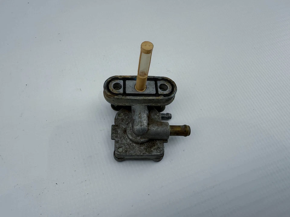 Yamaha BT1100 Bulldog grifo de combustible Fuel Petrol Tap Valve Pet Cock (5) 03' Foto 2 de 4