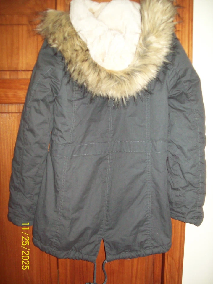 WOMENS WARM WINTER COAT JACKET WITH DETACHABLE HOOD GRAY SIZE LARGE YMI - Image 4 of 4
