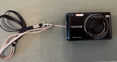 Fujifilm FinePix JX Series JX500 14.0MP Digital Camera - Black