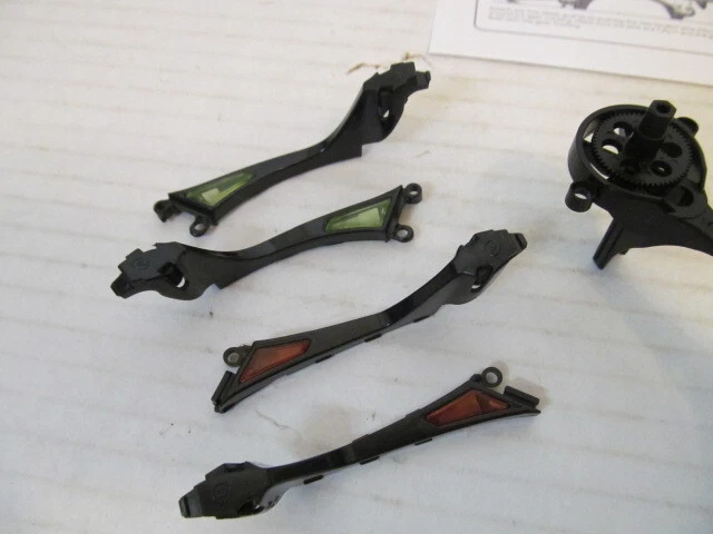 Marco de cuerpo principal Sky Viper S1750/E1700 Stunt Drone con cubiertas de brazo rojo y verde Foto 4 de 4