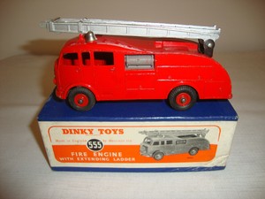 dinky fire engine 555