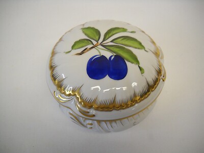 HEREND HUNGARY COVERED BONBON-MARKET GARDEN PATTERN-6046-PLUMS, BUTTERFLIES-EXC.