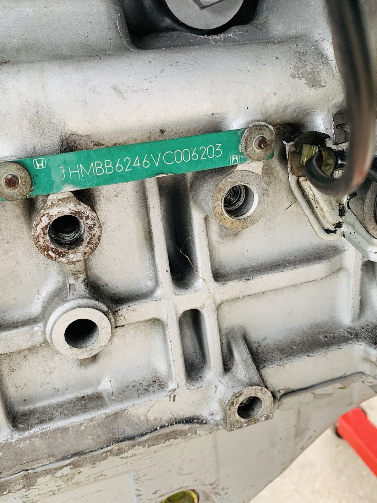 19972001 Honda Prelude 2.2L H22A4 Engine (Red) Powder, Coated Valve