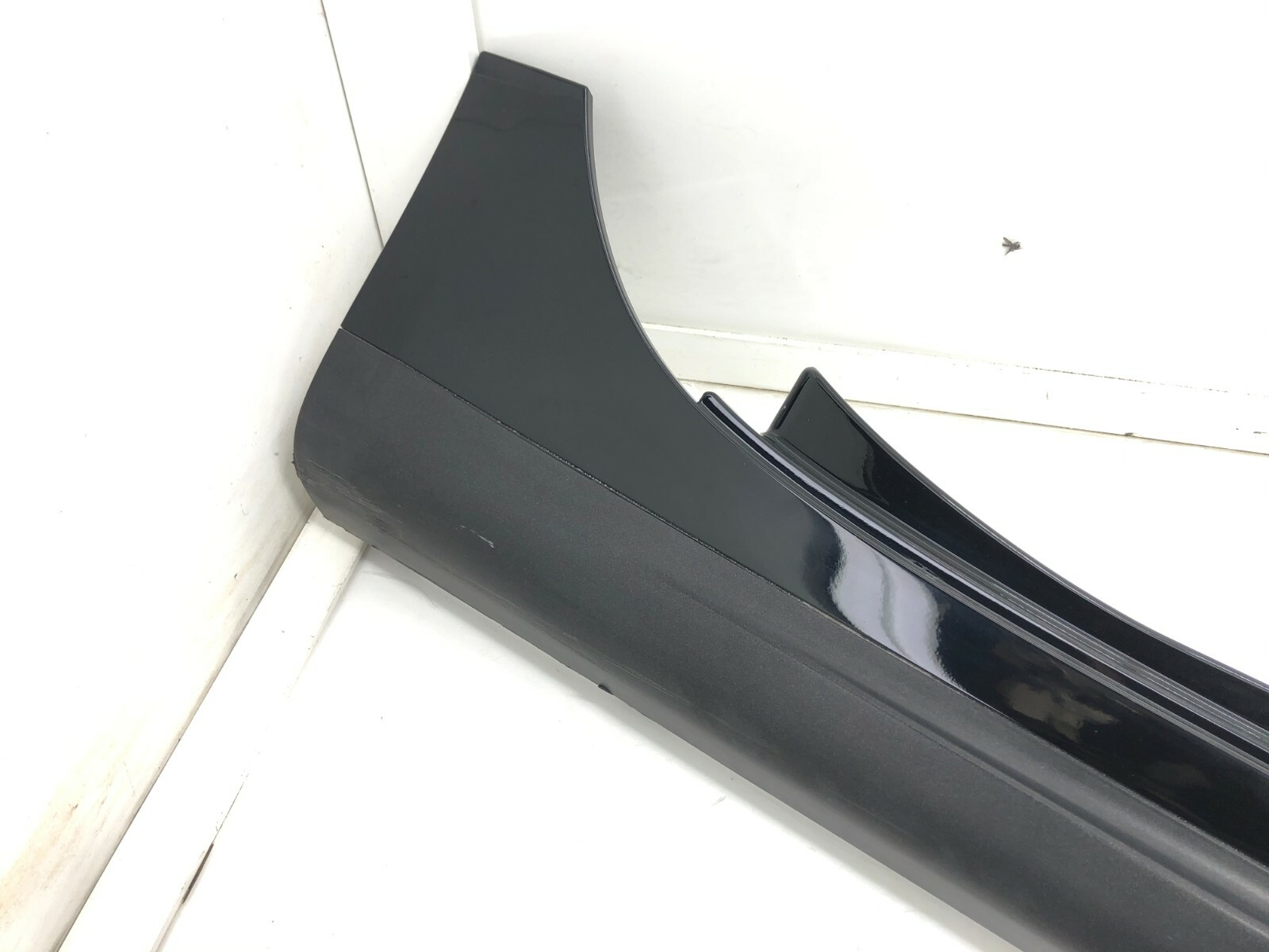 2014-2019 MASERATI GHIBLI S RIGHT PASSENGER SIDE SKIRT ROCKER PANEL OEM.
