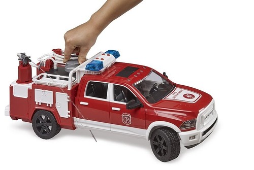 bruder - bworld - RAM 2500 Feuerwehreinsatzwagen mit L+S Modul - Maßstab 1:16 - Bild 5 von 5