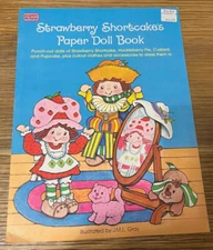 Vintage 1984 New Happy House Strawberry Shortcake Paper Doll Book