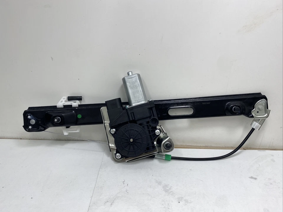 For BMW 328i 2007-2012 Window Regulator And Motor Assembly Driver Side | Rear Foto 3 de 4