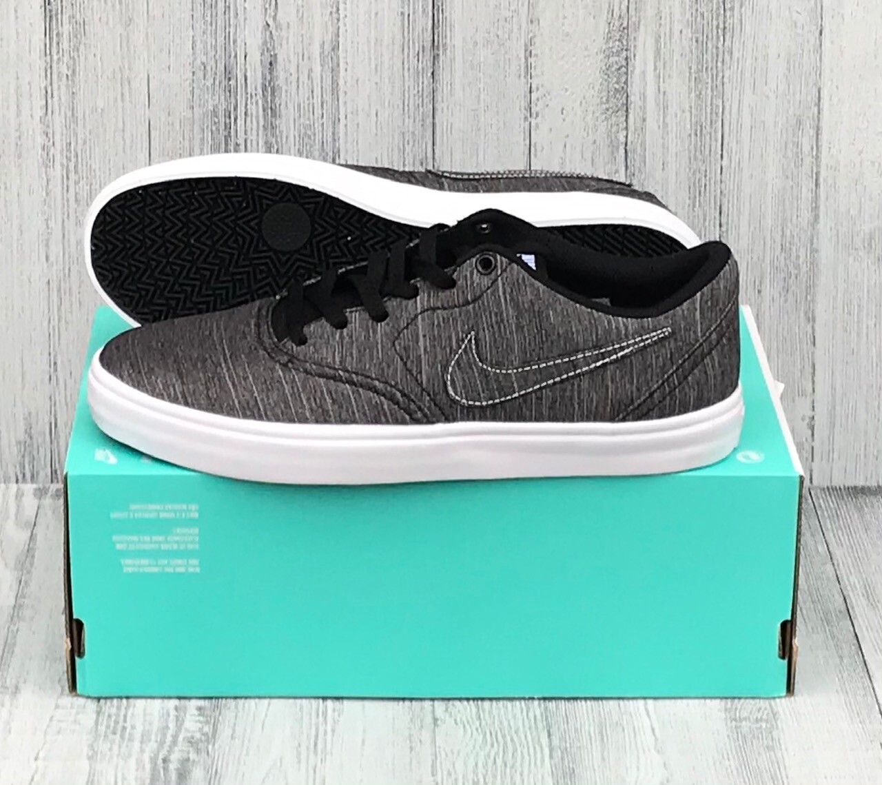 nike sb check solar cnvs prm