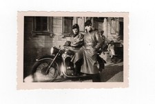 Foto KVP Mantel mit EMW Motorrad 1952 Wallwitz VP Volkspolizei