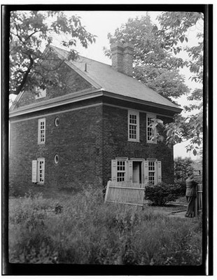 Photo:John P ONeill Historic American Buildings Survey Brick House 1940s