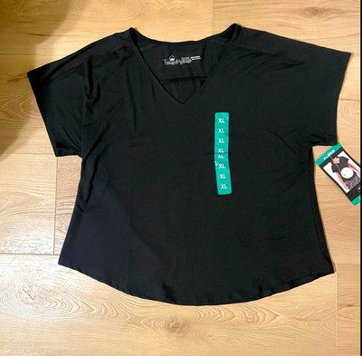 H&M Womens Top Size XL Black Tranquility Short Sleeve T-Shirt NWT