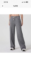 Vuori Halo Essential Pants Women's Sz M Gray Heather Wide Leg Stretch Dreamknit