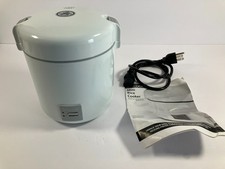 Mini Rice Cooker 1-1.5 Cups Uncooked 3 Cups Cooked Rice Cooker Small Works 