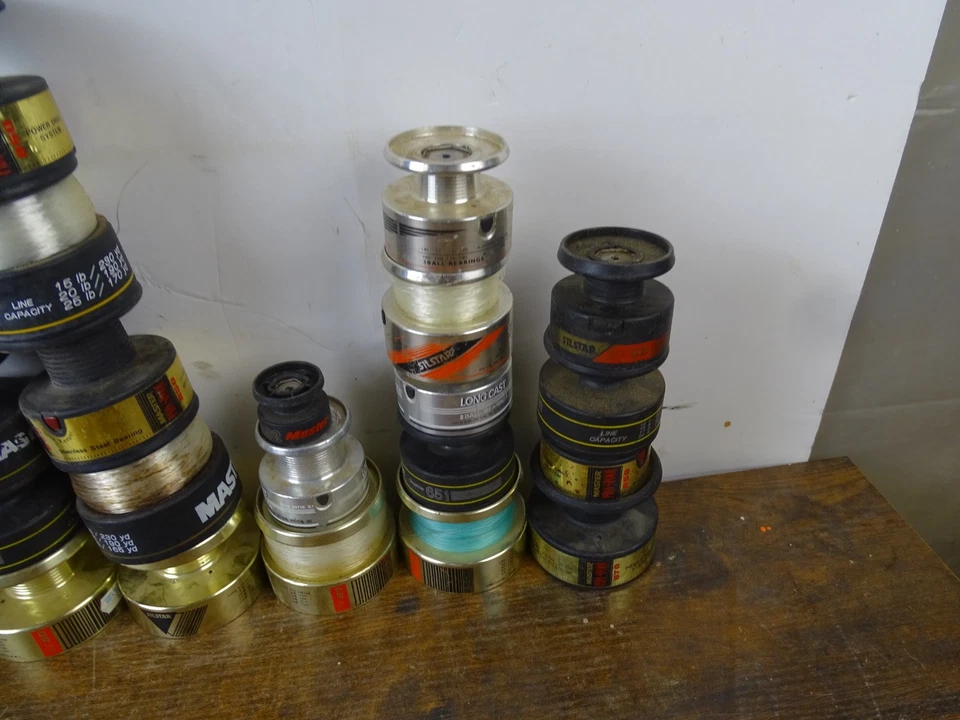 LOT OF 29 LOOSE  Spinning Reel Replacement Spools ASSORTED BRANDS AND SIZES - Image 3 of 4