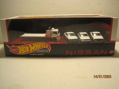 hot wheels premium nissan skyline garage white diorama 4 car set w/RR NIB 1/64