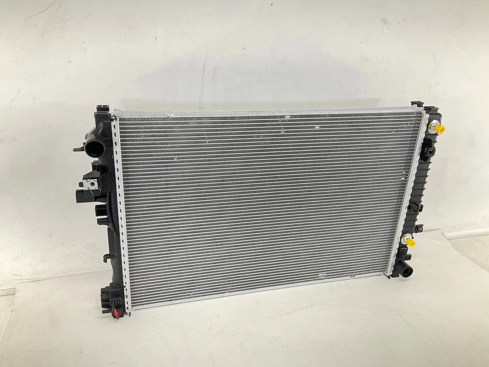 ACDelco se adapta a radiador de refrigeración del motor Chevrolet Malibu 16-18 nuevo RB CM Foto 3 de 4