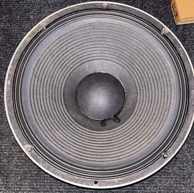 JBL 2225H 15” Speaker Woofer Frame RECONED 2225H 8 Ohm - Excellent