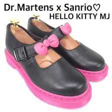6 Hello kitty Sanrio × Dr.Martens Kawaii Black leather Pink ribbon shoes NEW