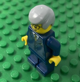 LEGO Ideas Minifigure - Hayabusa Project Manager - J. Kawaguchi - 21101 idea012