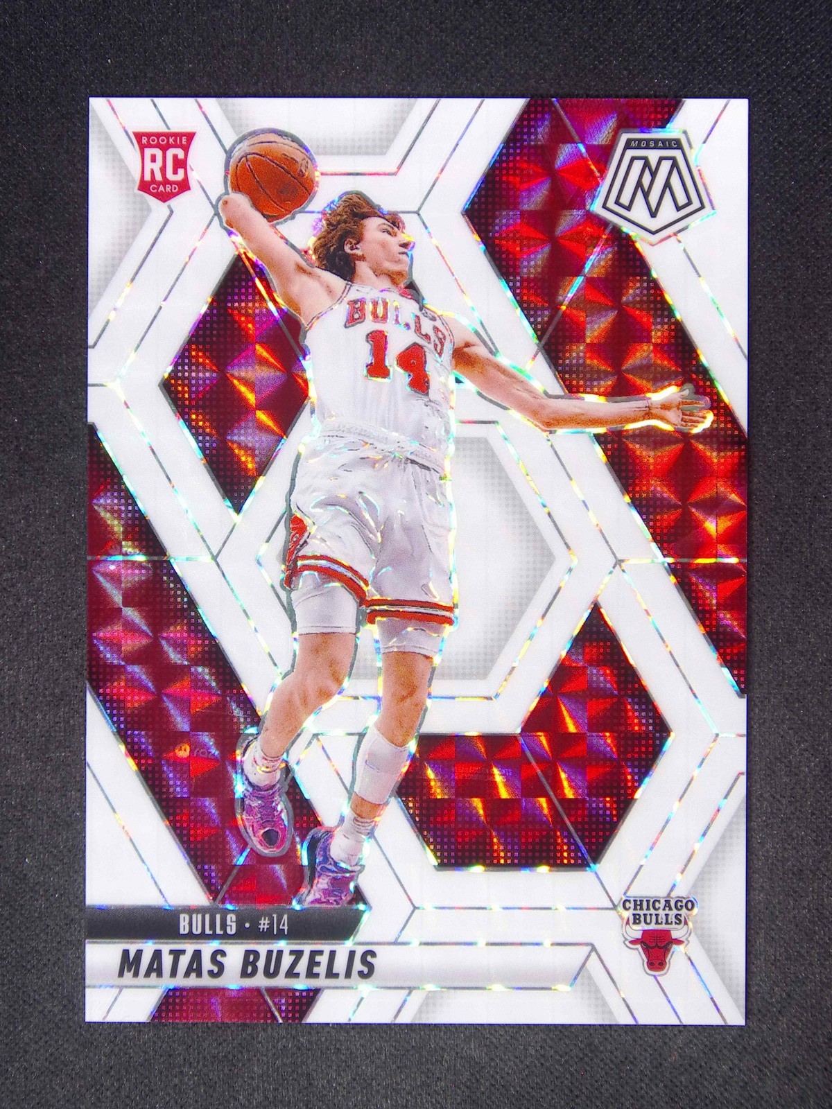 2024-25 Panini Mosaic Matas Buzelis #223 RC Rookie White /25