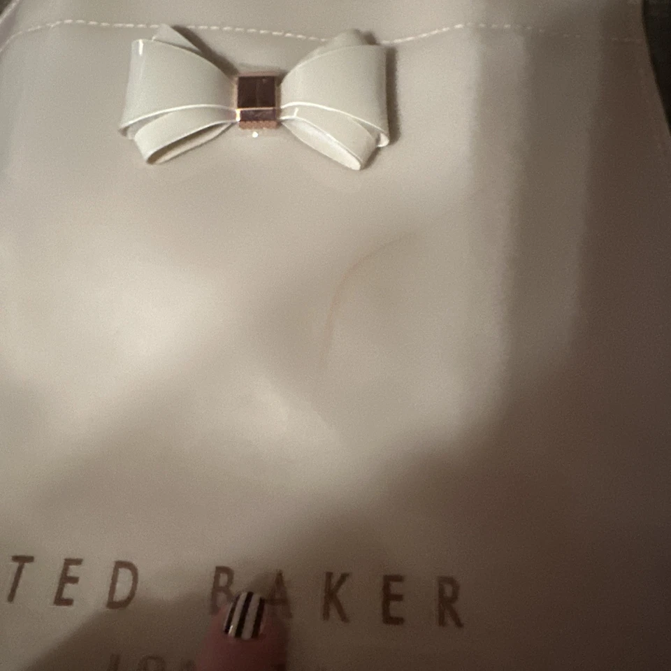 Ted Baker London Pink Patent Bow Tote Bag Shopper Handbag Please Read - Image 2 of 4