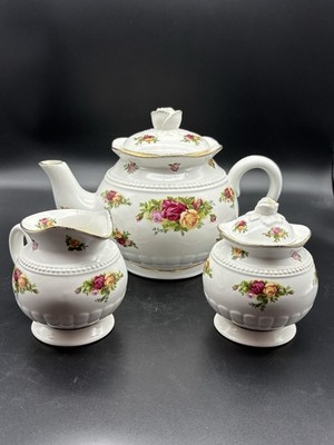 Royal Albert Old Country Roses Fluted 3 piece Tea Set