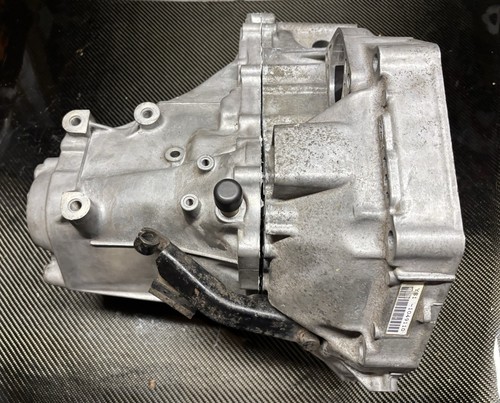 92-93 Acura Integra YS1 Manual Transmission Case Set *See Description* B18a1 OEM