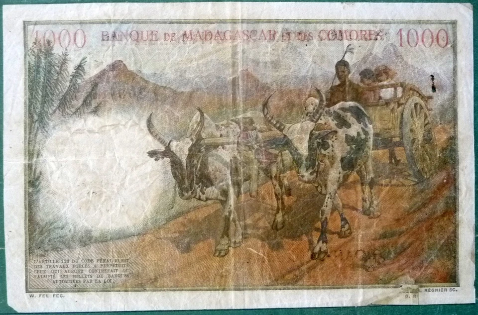 MADAGASCAR  1000 1 000 FRANCS NOTE FROM 1961 ISSUE ,P54, OVERPRINT ON P48 (1952) - Image 2 of 2