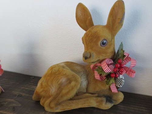 Set of 3 Vintage Large Sitting Flocked Deer Does Fawn Holiday - Picture 4 of 16