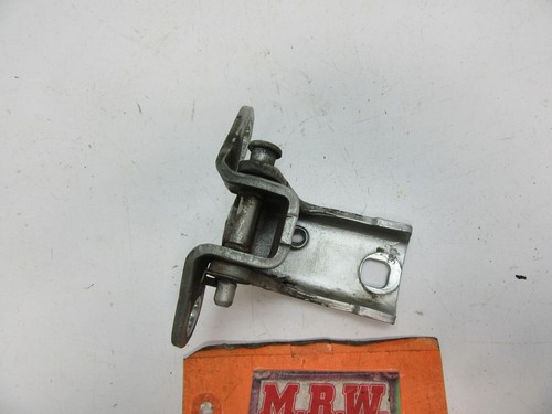 DOOR PANEL DOOR HINGE LOWER BOTTOM PASSENGER BACK RH REAR for 01-07 FORD ESCAPE