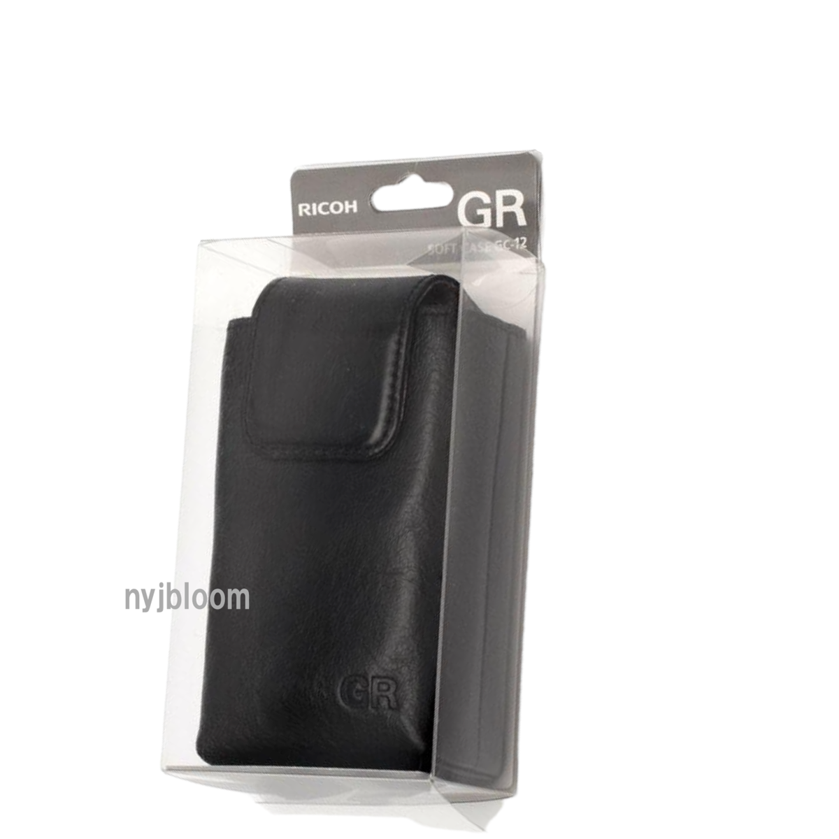 RICOH GRⅢx 【140ショット】 + 純正ケースGC-12 Amazon.com: RICOH Genuine Leather Soft Case for GC-12