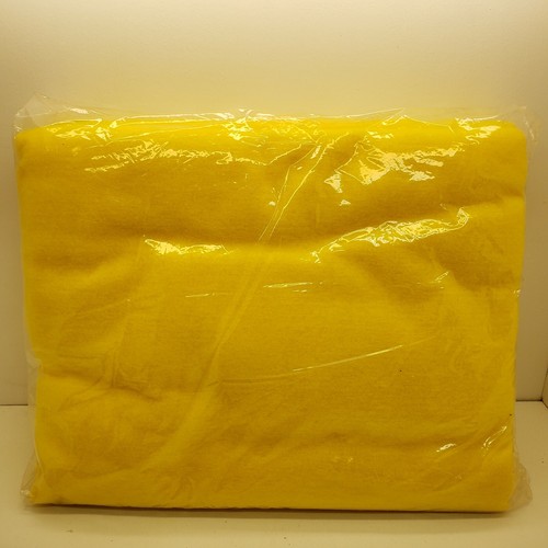 Vintage Yellow Polyester Blanket Twin/Full Never Opened - Picture 3 of 3