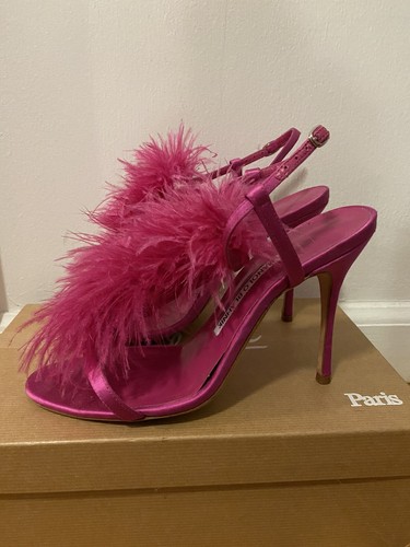 manolo blahnik pink sandals