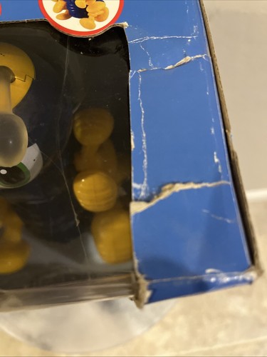Radio Control Caterpillar Remote Lights & Sounds New in Slightly Damaged Box - Picture 6 of 7