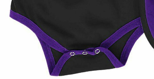 Infant TCU Horned Frogs Black Roll Out Bodysuit and Bib Set - Picture 3 of 5