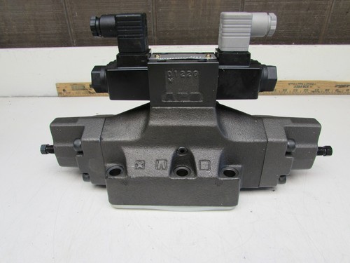 YUKEN DSHG-06-3C2C-1C2-T-R2A-120N , DIRECTIONAL VALVE, NEW! MAKE OFFER! - Picture 1 of 4