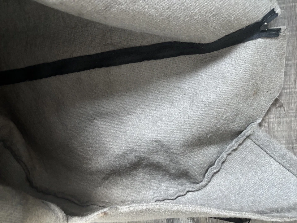 Cubierta de neumático de repuesto para alfombra tostada Chevy Suburban Tahoe Denali 1992-98 OEM Foto 3 de 4