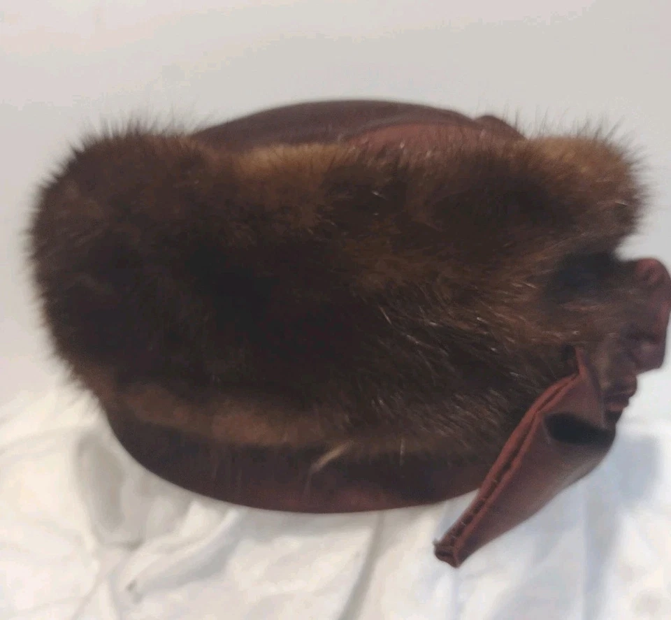 Sombrero de piel de visón y satinado marrón chocolate vintage de los años 40 con lazo de 20 pulgadas de diámetro Unión Foto 4 de 4