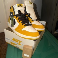 Nike Air Jordan 1 Yellow Ochre Size 10.5 Men’s Shoe New DS, no box top