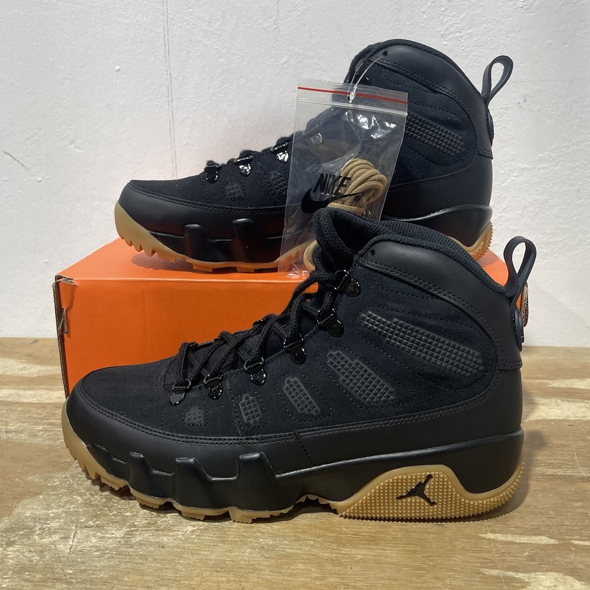 Nike Air Jordan 9 Retro Boot NRG | Black - Light Gum | AR4491-025
