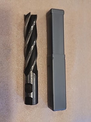 1'' End Mill (0.947), 4 Flute 4'' Cutting Edge, 6-1/4'' OAL, HSS, Macedonia