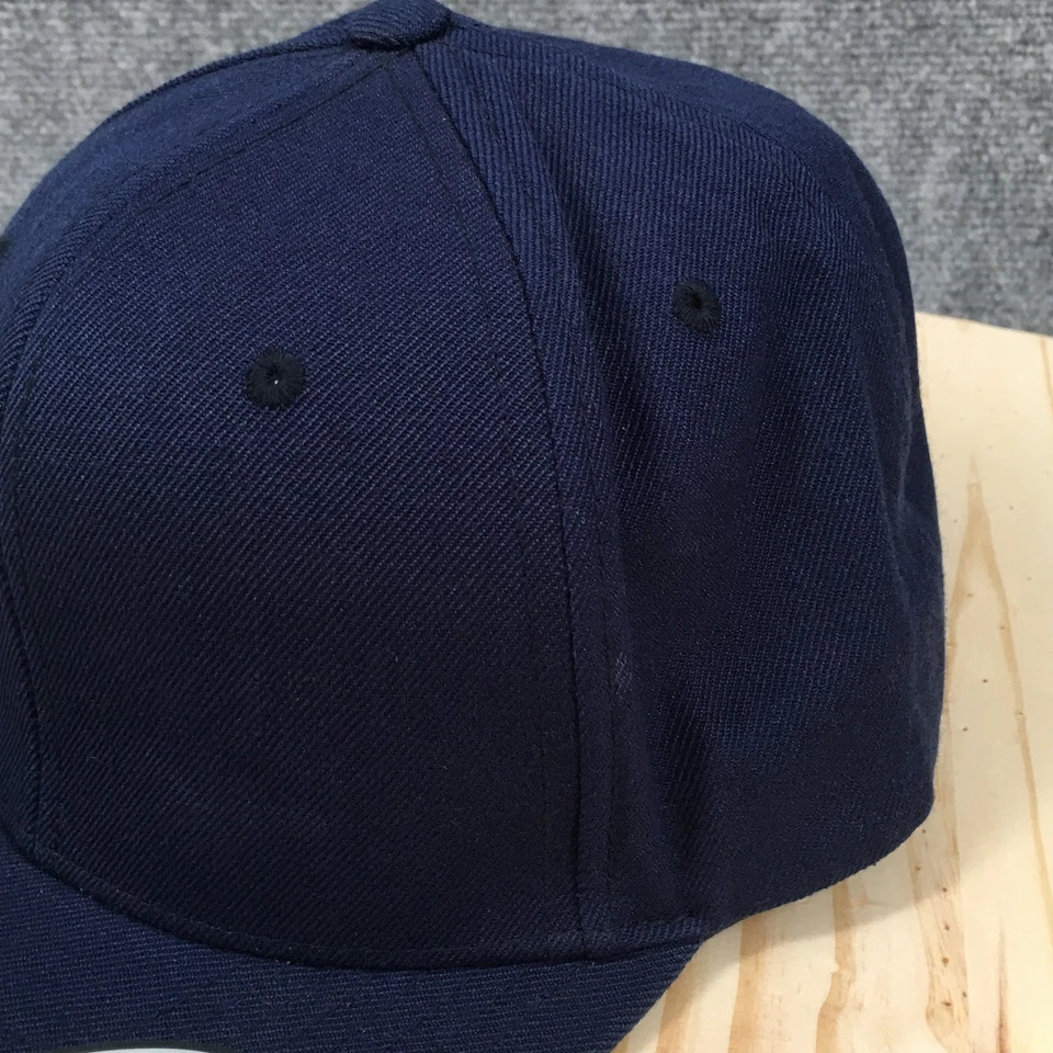 Gorra Kynd Yupoong Snapback Unisex Azul OSFA Ala Plana Ajustable Bordada Foto 3 de 4