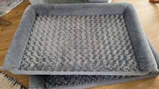 Large Orthopaedic Dog Bed. Grey. Used But VGC And Comfortable